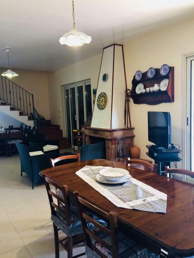 Villa Vela Augusta Bagian luar foto
